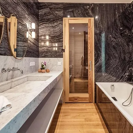 Luxurious In The Heart Of