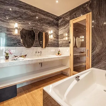 Luxurious In The Heart Of
